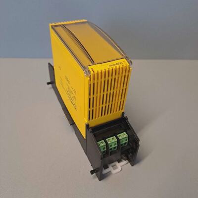 EYI0550F001  SAUTER  EYI0550F001  MODU550 Module 6 sorties n