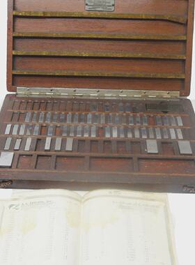 DEARBORN GAGE COMPANY 59 PIECE VERIOUS SIZE GAGE SET READ