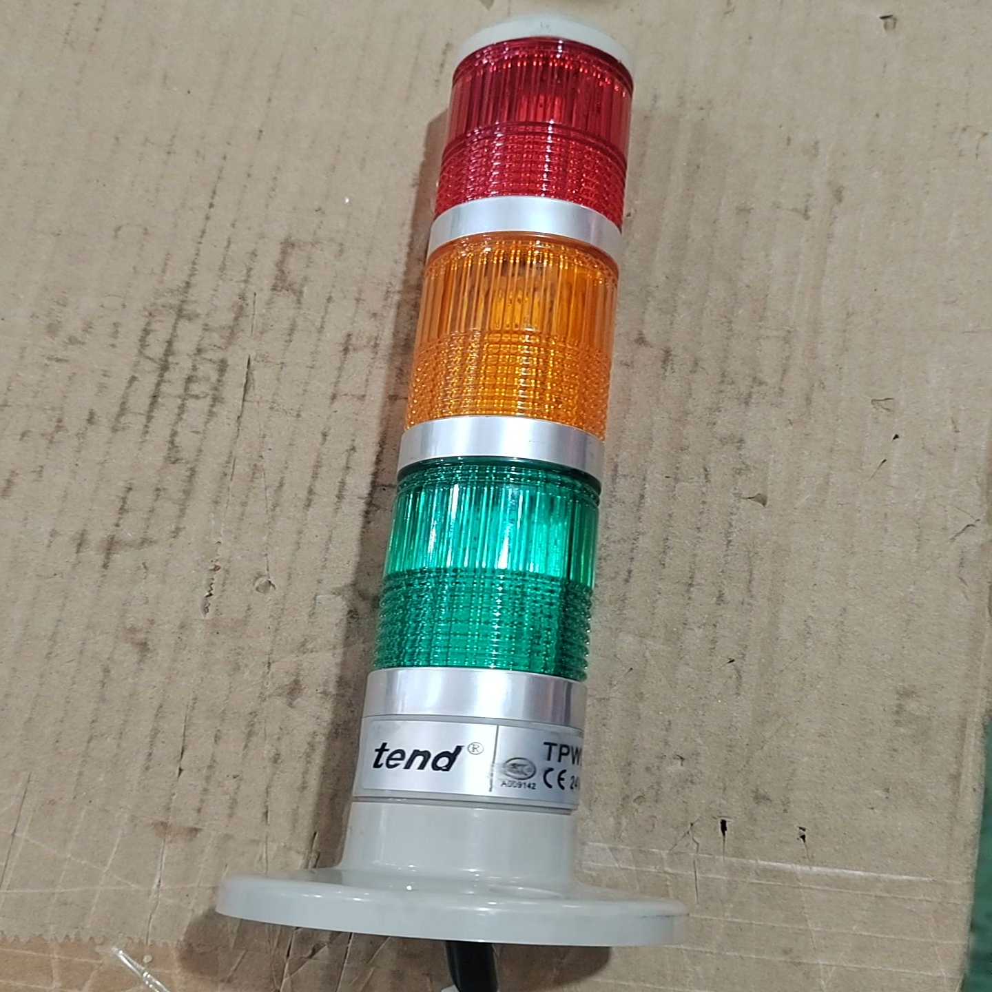 Tend天得LED三色灯TPAL4-724V，9成色成色--议价商品