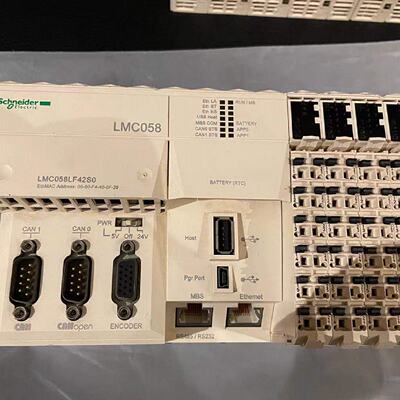 议价施耐德运动伺服控制器LMC058LF42S0 实物图