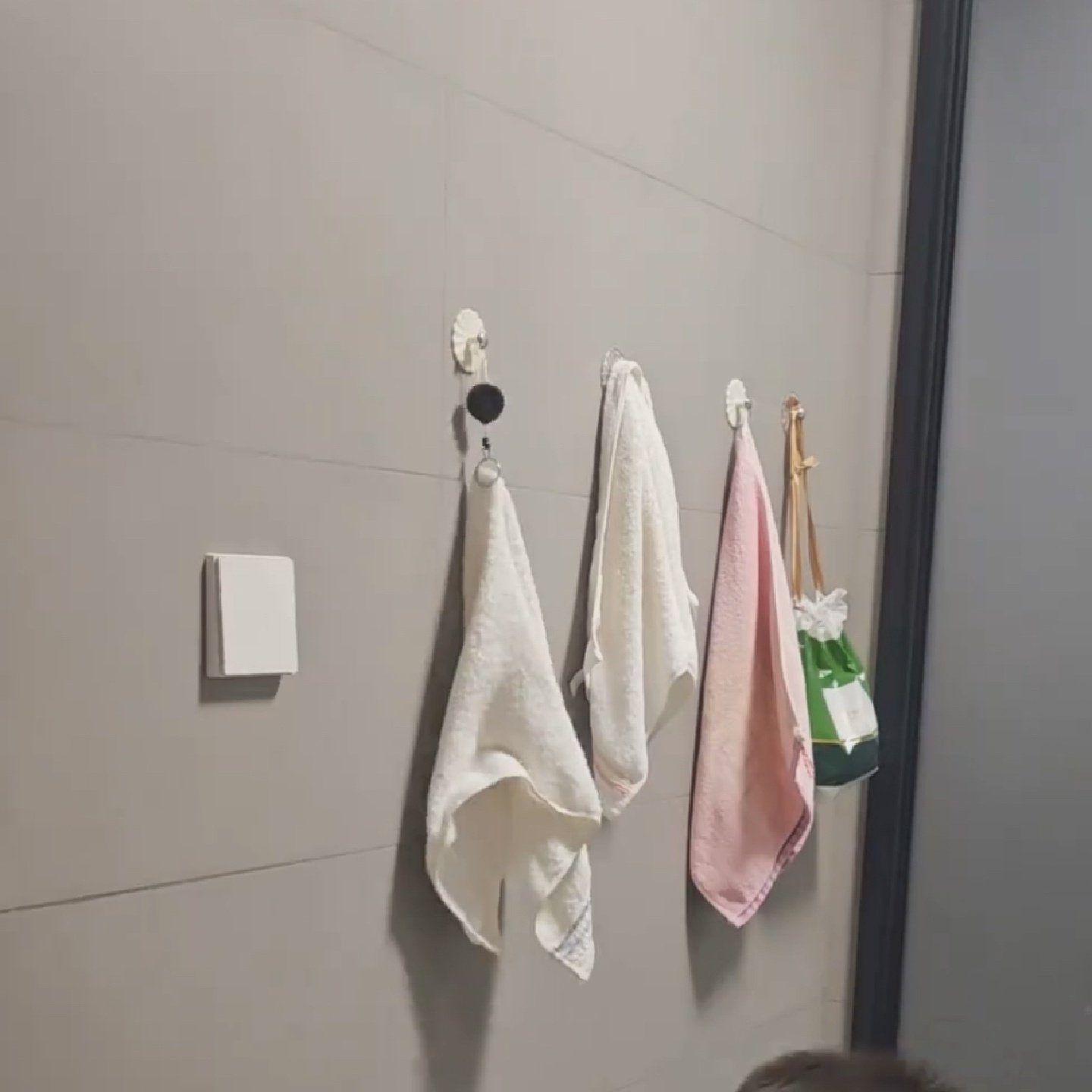 趣味新款创意小道具玩具聚会回旋扇伸缩扣扇子回旋器旋转道具