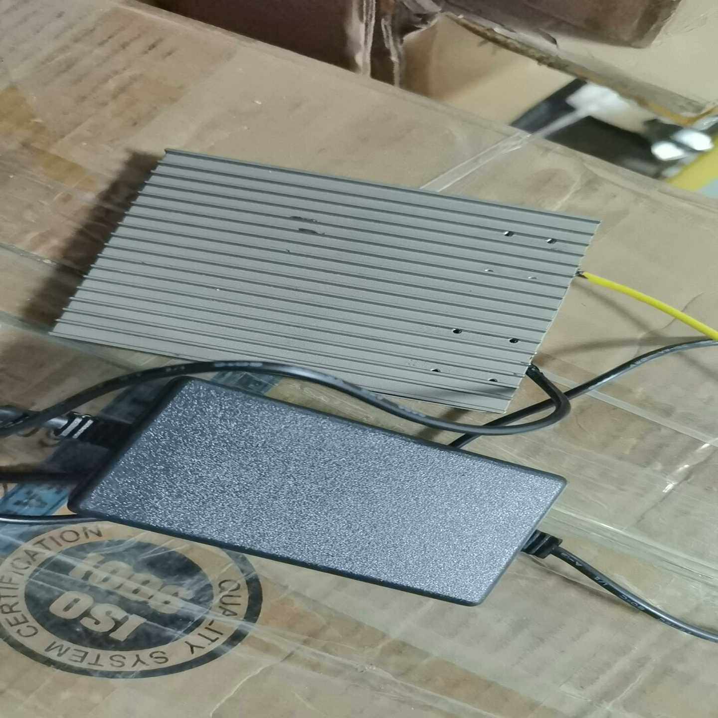 980nm光源，功率12db左右--议价商品