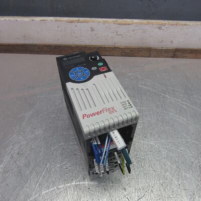 ALLENBRADLEYPOWERFLEX52525BD1P4N114SERA交流电驱动器480V0.4kW