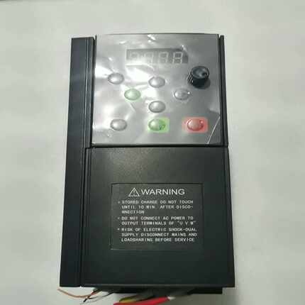 装拆信捷变频器 VB5-42P2G/43P7P， 功能完好，