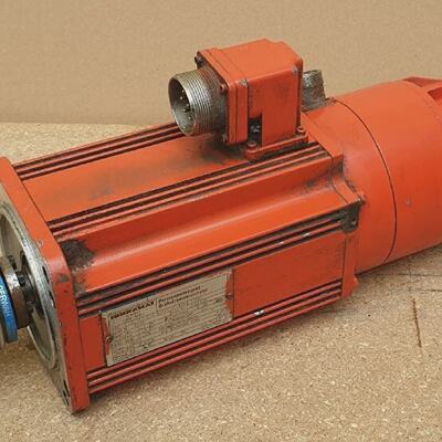 INDRAMAT PERMANENTMAGNETMOTOR  MAC71B0FS4C95A1WI520L  Servom