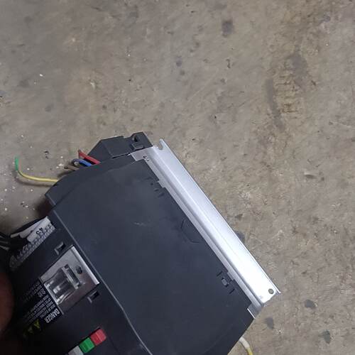 6SL32105BE211UV0变频器实物图拍前询价下单