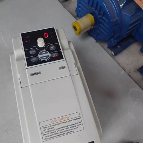 询价/四方变频器3.7KWE3002S0037L成色如图每