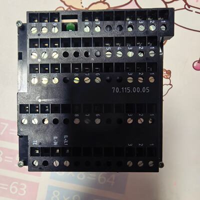 议价JUMO DICON 500智能调节器，型号703570/0
