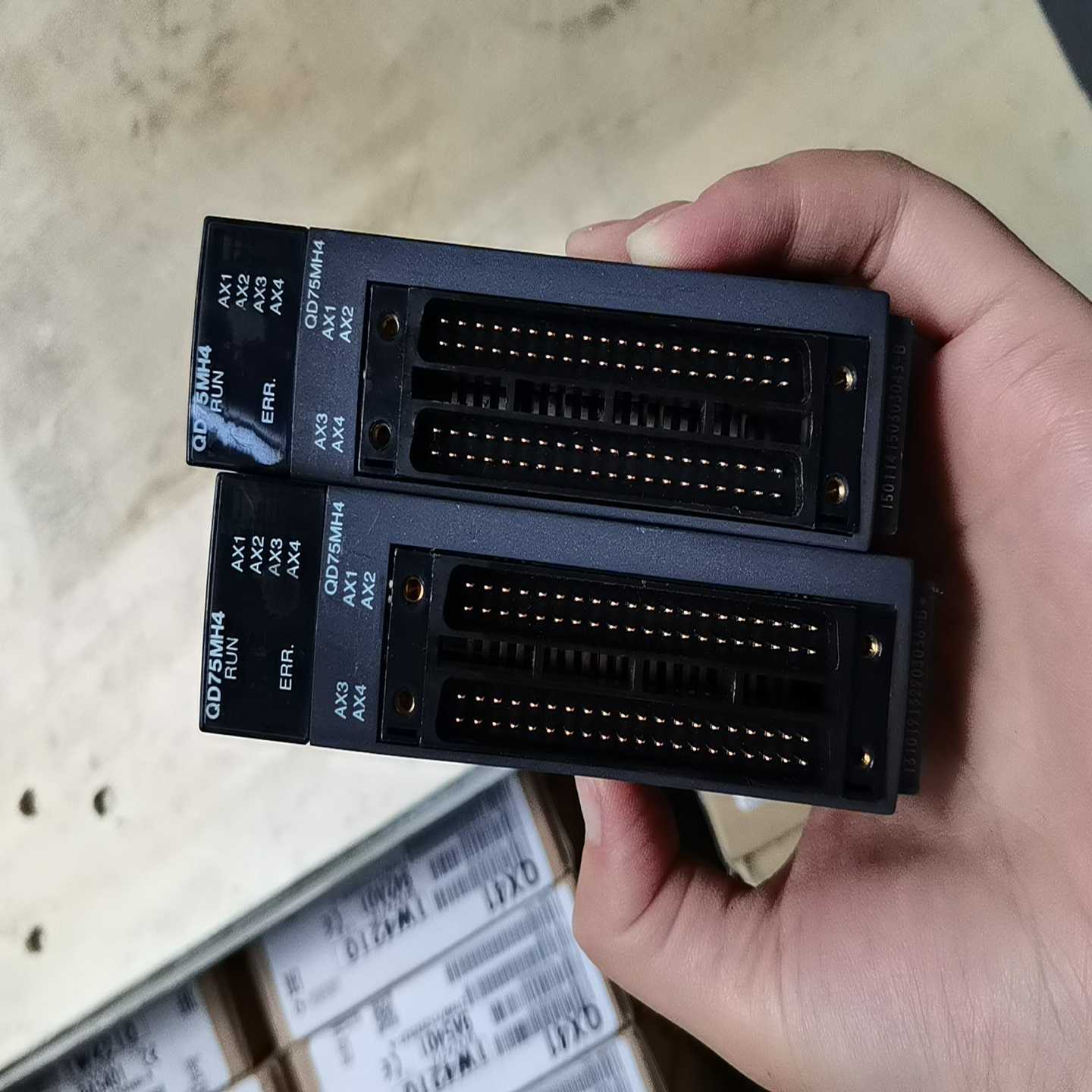 三菱QD75MH4定位模块，二手拆机，成色漂亮，功能完好！--议价商