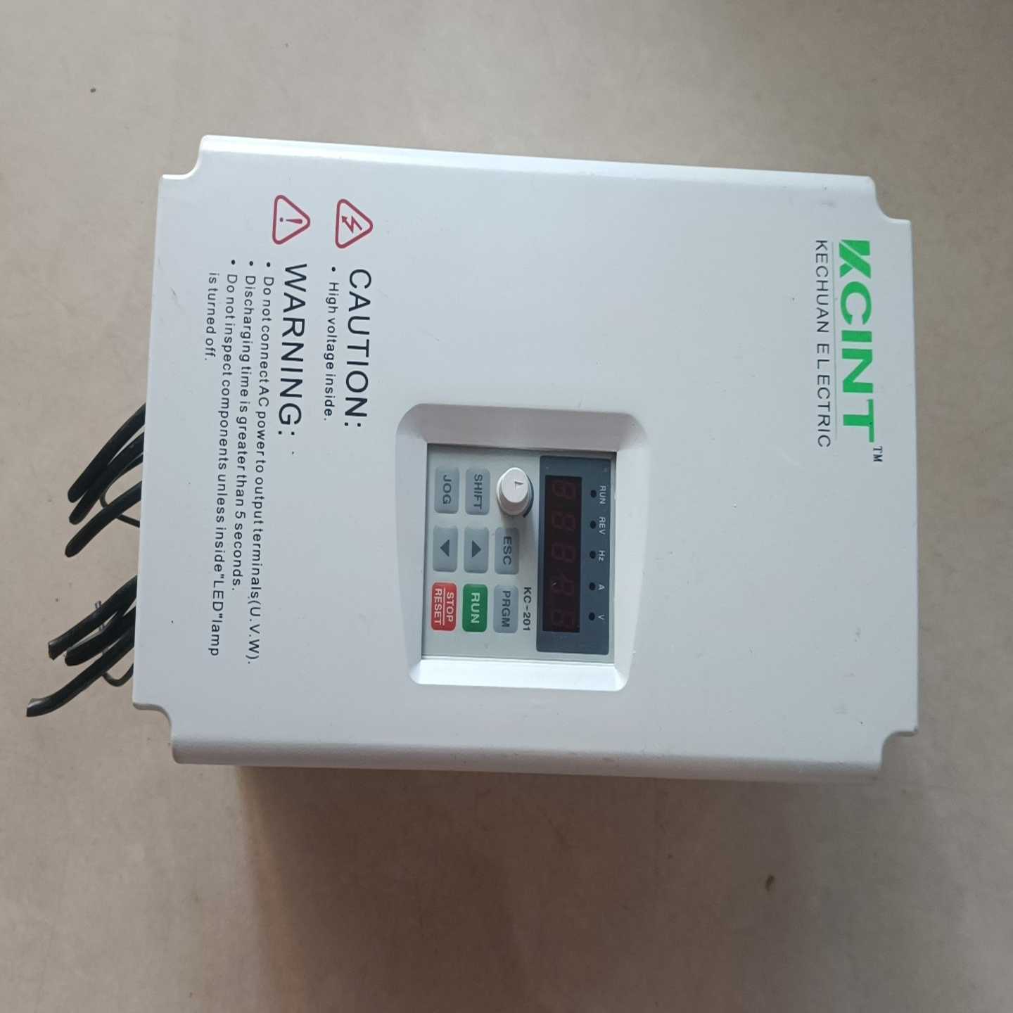 询价科川7.5千瓦变频器，型号KC220一B一4T一0075PA