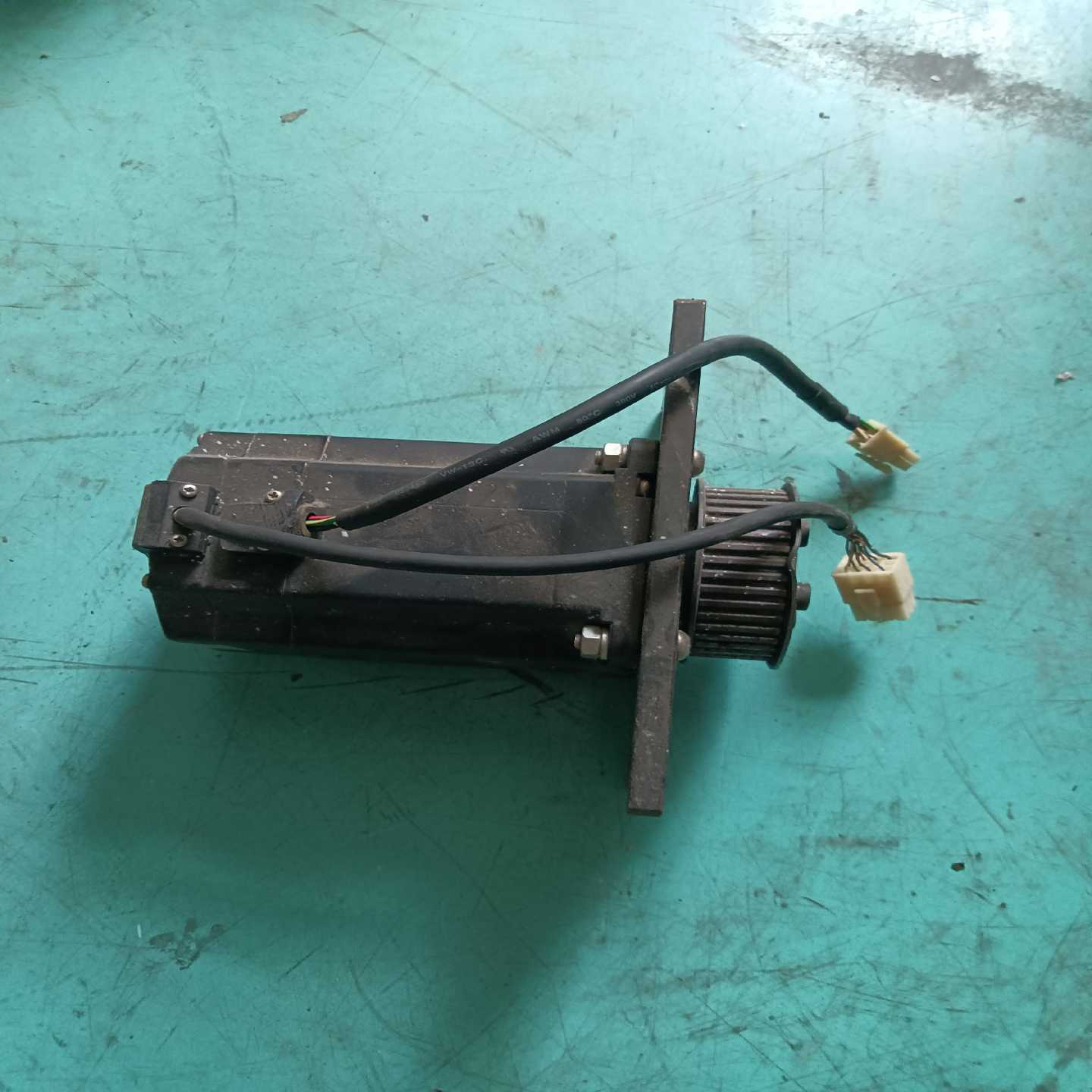 AB罗克韦尔伺服电机2004-RZ0BBA1AN3询价