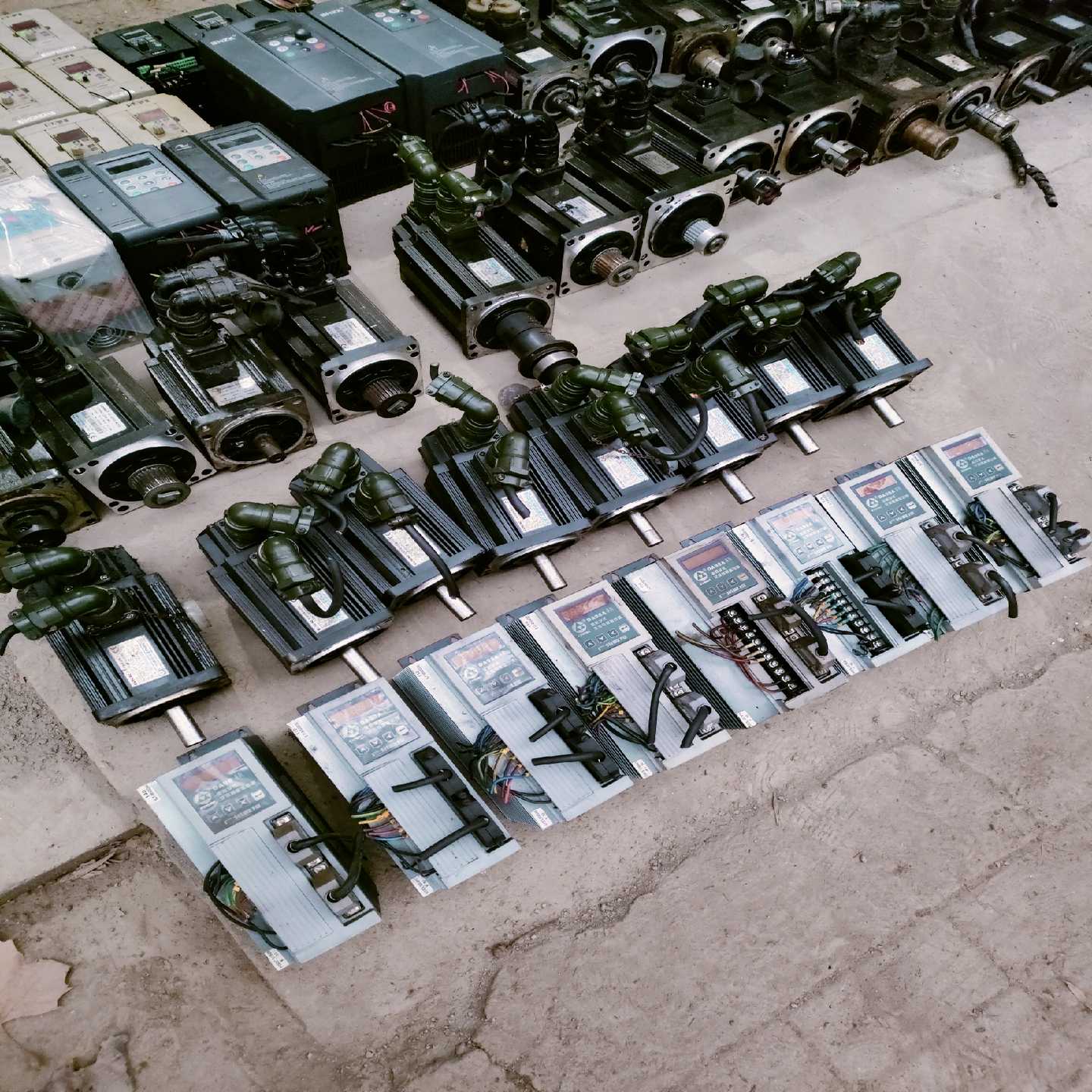 DA98A广数驱动器，110SJT-M040D(A)伺服电机~询价