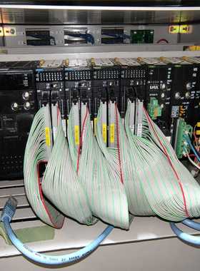 议价拆机omron一套CJ2MCPU33MD263OD263