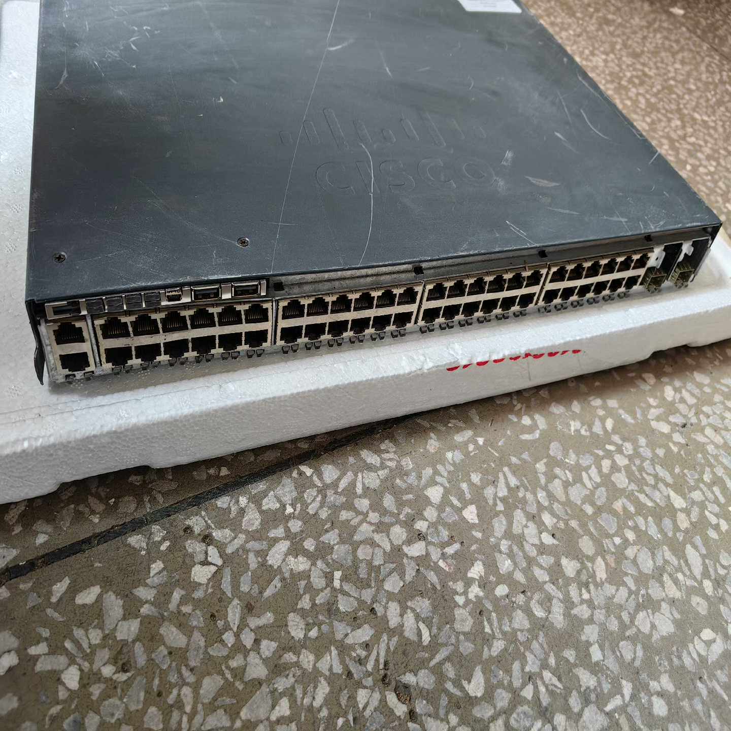 WS-C2960X-48FPD-L 二手无面板成色一般，测试~议价