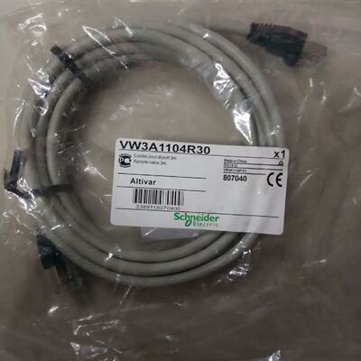 议价全新【原装正品】 VW3A1104R10图形显示终端连接电缆 1m