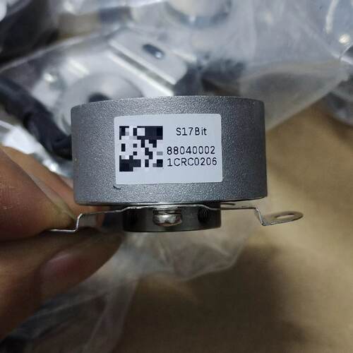 询》S17Bit编码器外圆尺寸35mm内径直6mm直孔成色