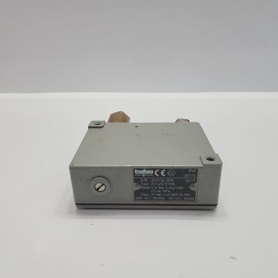 TRAFAG 904.2379.905 PRESSURE SWITCH 1 16 BAR KGCM2