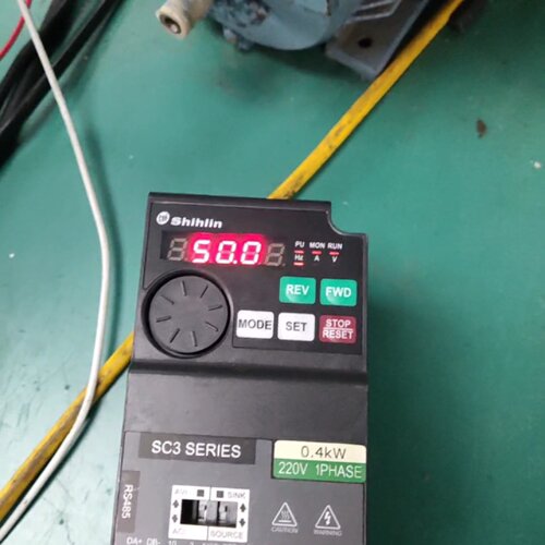 寻士林变频器0.4KWSC30210.4K成色如图拆