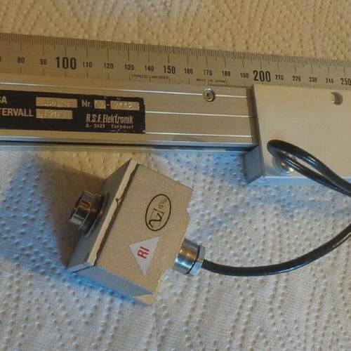 Linear Scale R.S.F.Electronik NSA 554RI  Nr. 677112 L  220mm