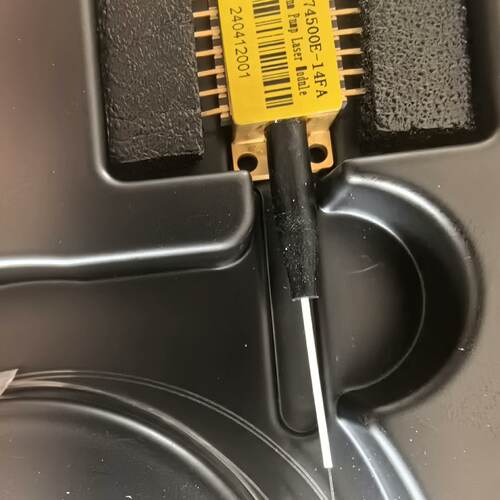 询价未封980nm泵浦蝶形激光器功率500mw议