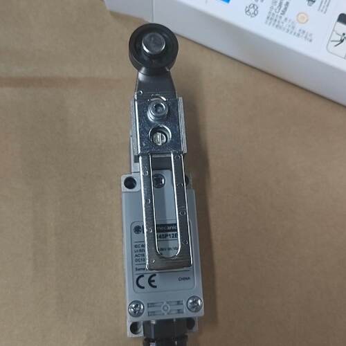 限位开关XCE145P12E拍前询价下单