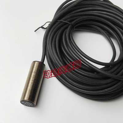 施耐德法国拆机货XS118BLPAL10C接近开关传感器L2CL3CL45CL5C