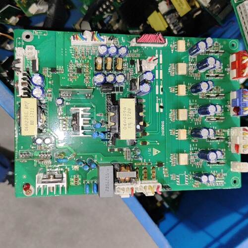 溢价-众辰变频器电源板主板CPU板S16QD31C060003