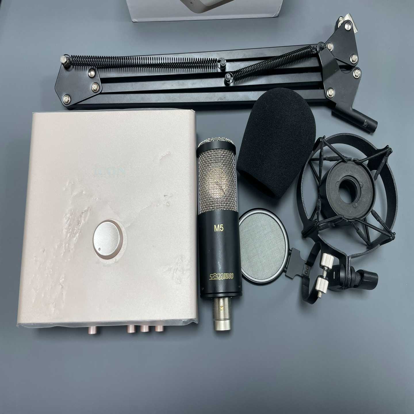 出一套艾肯ICONUports4五代声卡北京797M--议价商品