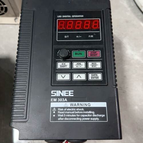 溢价-正弦变频器EM390B3R0G4R0P3B380v