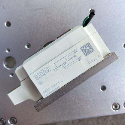拆机一个二手西门康可控硅模块型号SKKT25016E议价