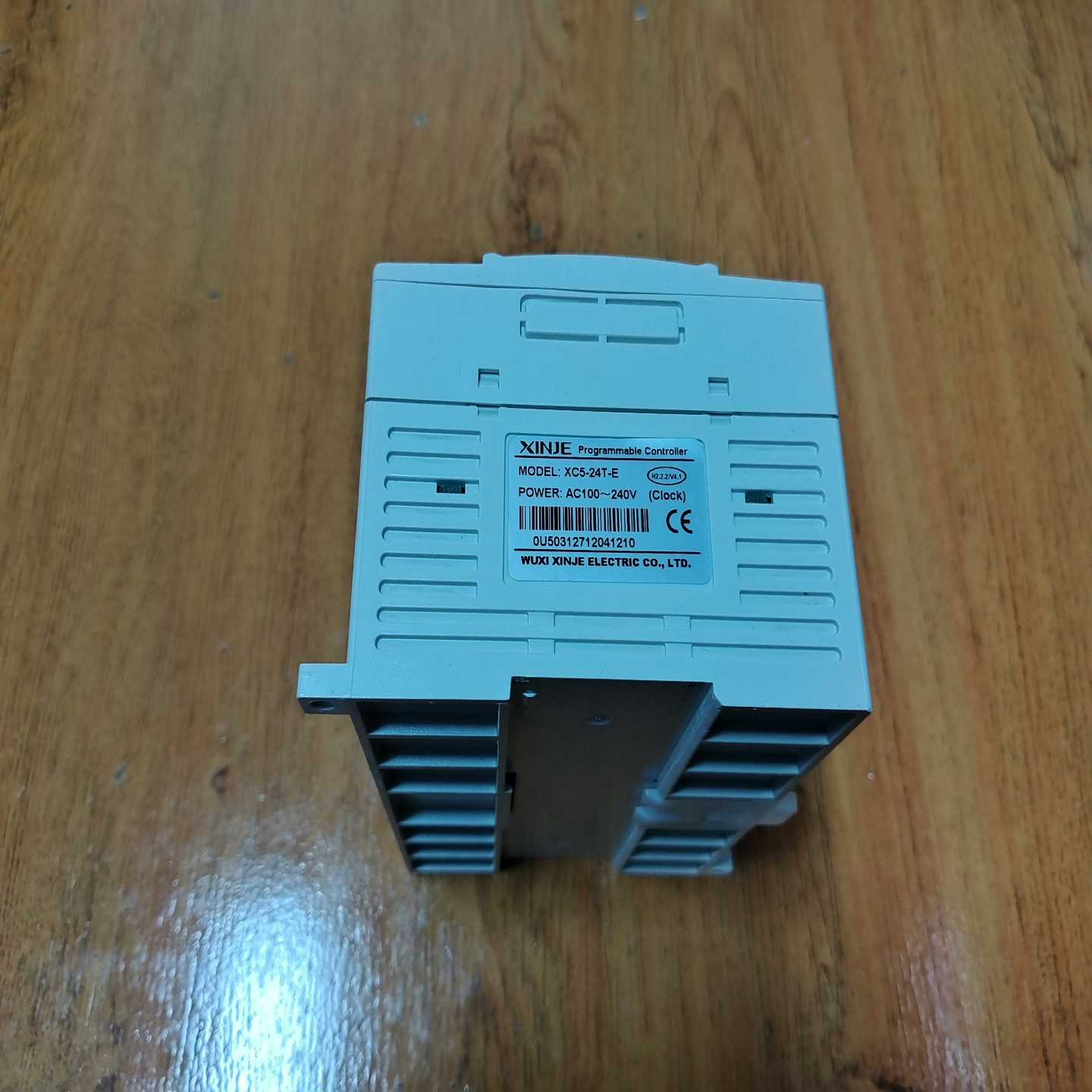 咨询-信捷PLCXC5-24T-E,功能正常,成色为实图