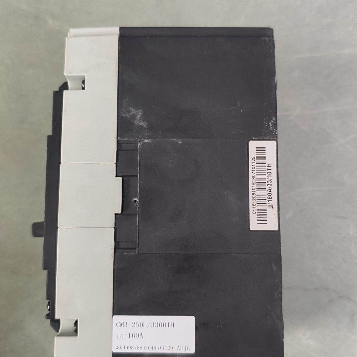 常熟塑壳断路器 CM3-250L空开，160A，数量有几十台--议价商品
