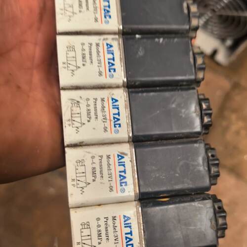 亚德客电磁阀3V106原装拆机件，议价商品