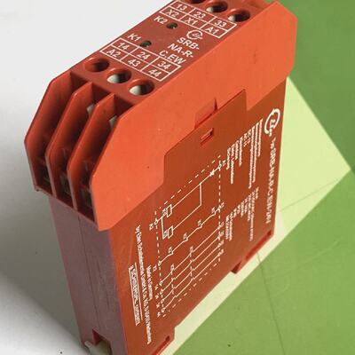 SCHMERSAL SRBNARC.EW24V rel di sicurezza