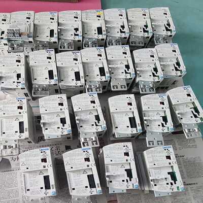 询价~伦茨8200系列E82EV371-2C，E82EV251-2