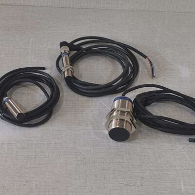 TELEMECANIQUE XS630B1PAL2 XS612B1PAM12 XS612B1PAL2 Inductive