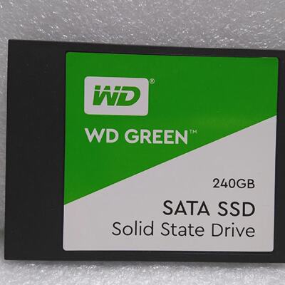 二手WDGREENWDS240G2G0A00JH30固态硬盘240GBSATA固态硬盘