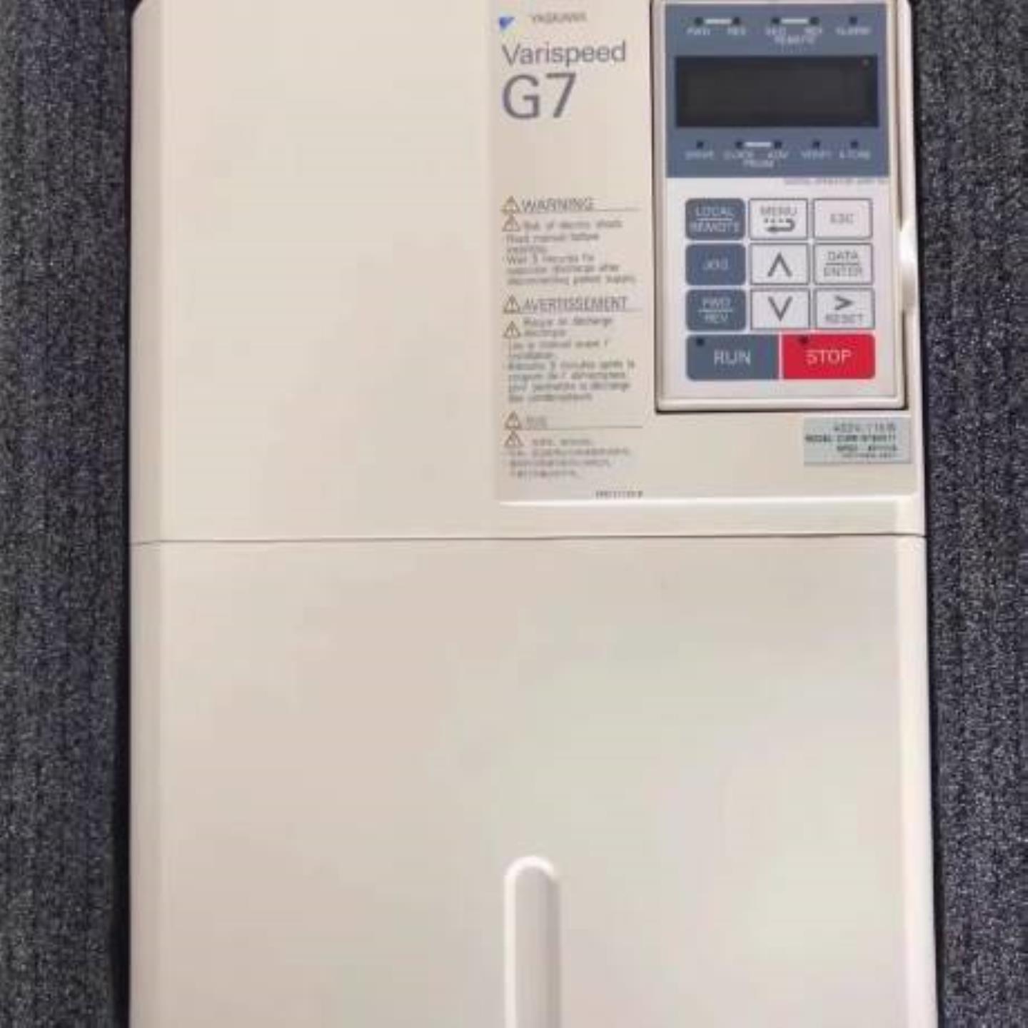 配件CIMR-V7CC43P7 CIMR-V7CC45P5 安川变频器现货包邮议价