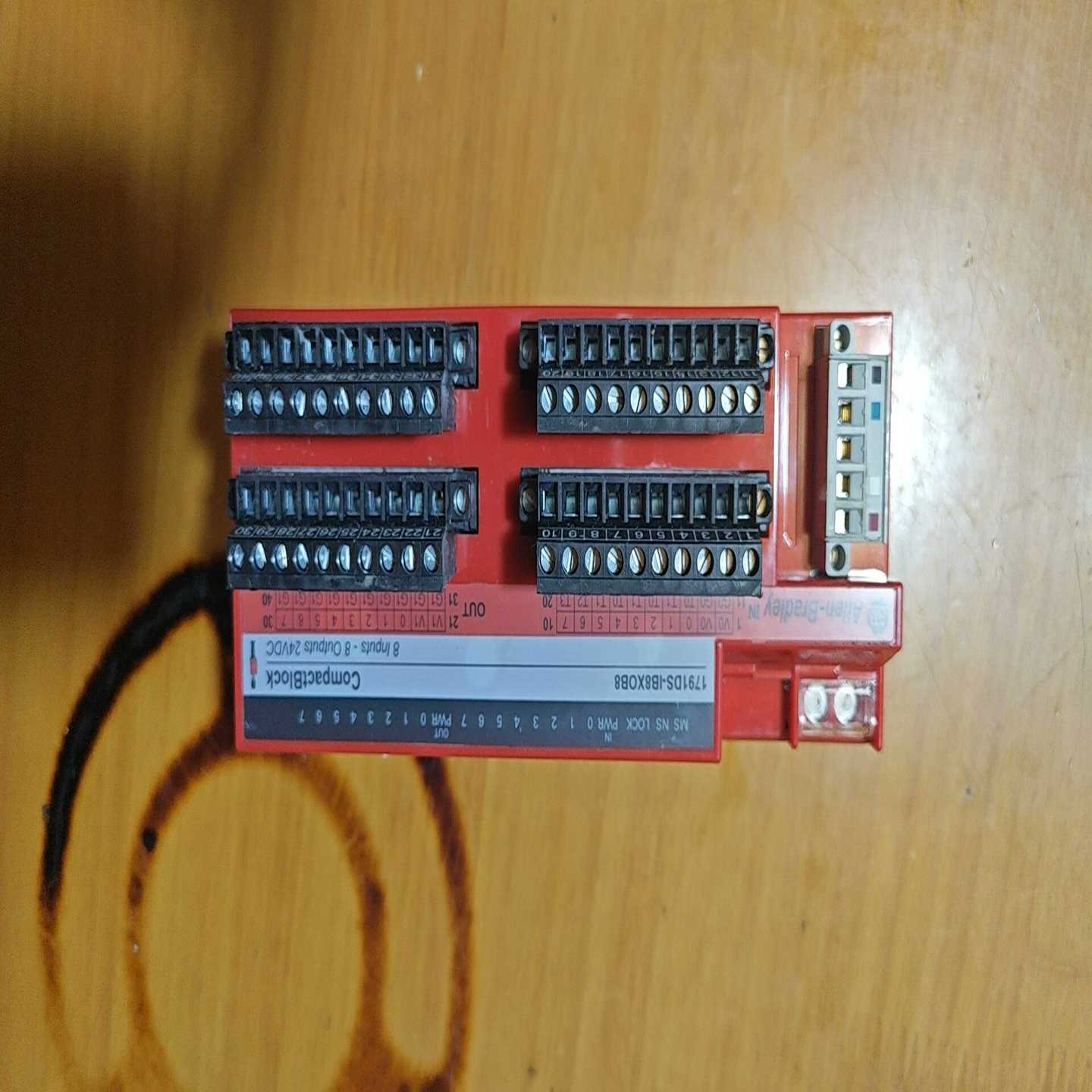 1791DS一IB8X0B8，罗克韦尔AB模块，成色如图，二询价