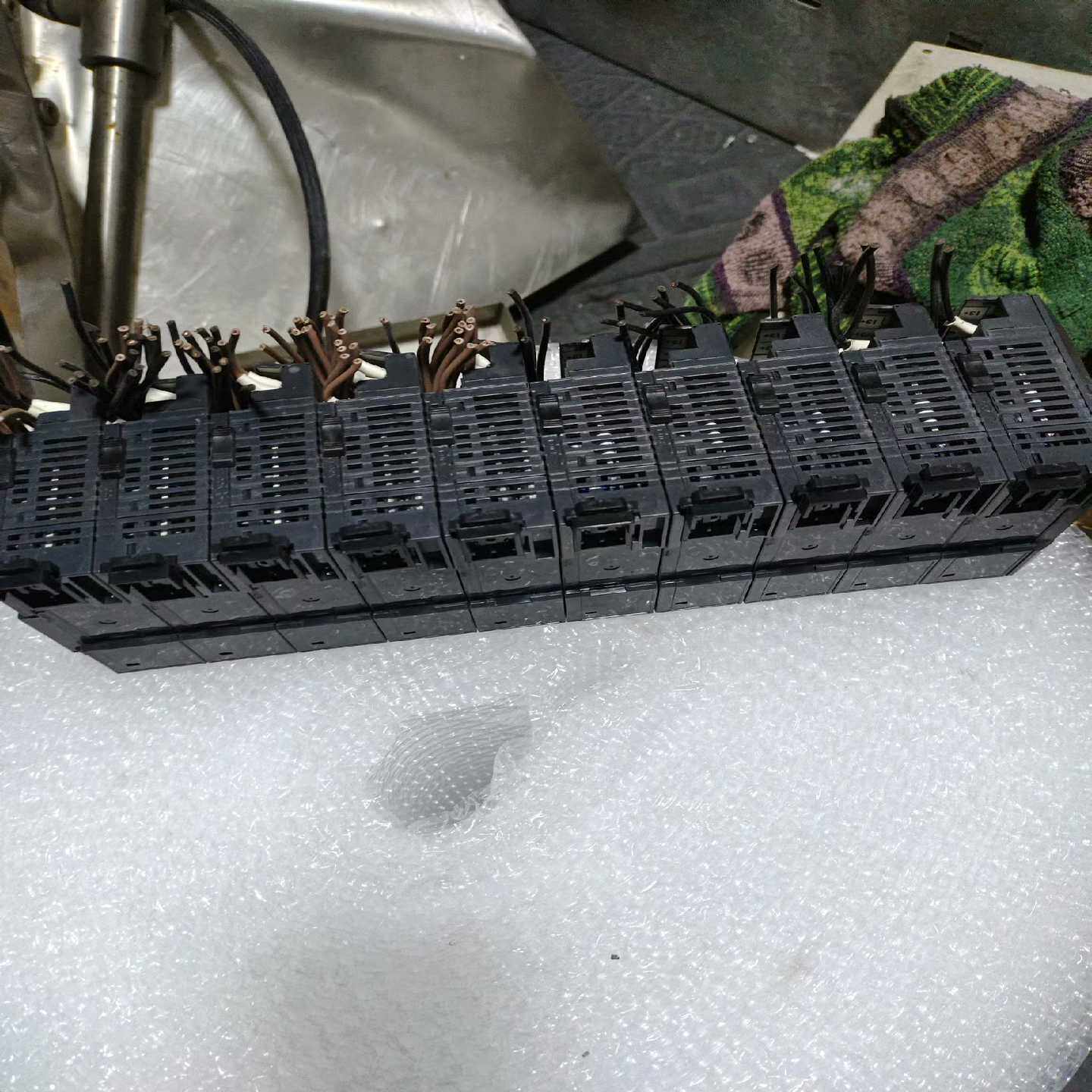 【议价】基恩KV-AD40有6个，KV-U7有2个模块扩展，适用