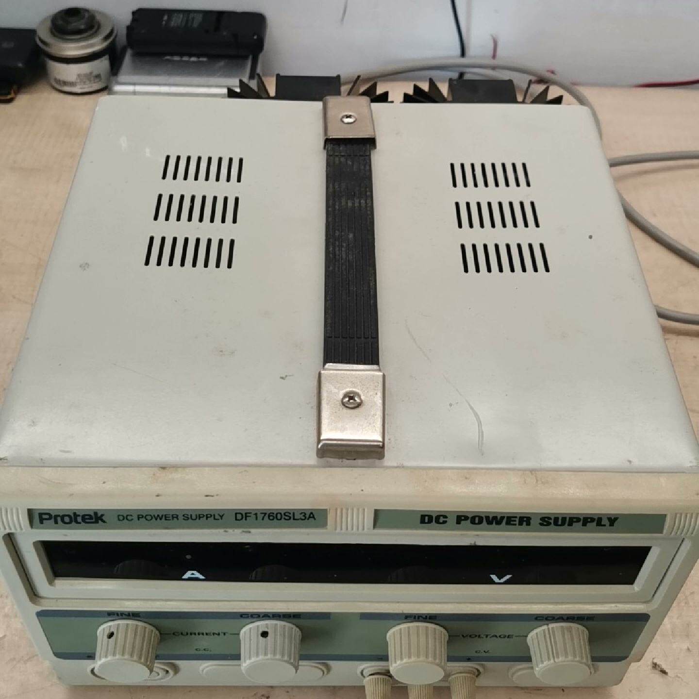 PROTEK DF1760SL3A 60V 3A 直流可调电--议价商品