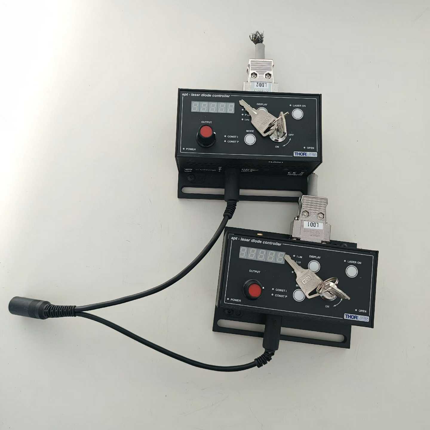 THORLABS索雷博二手紧凑型光纤耦合激光光源TLD001--议价商品