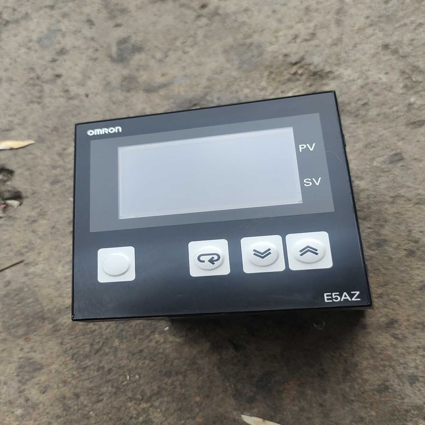 欧姆龙e5az-q3欧姆龙温控器E5AZ-Q3T全新未-议价