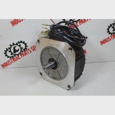 Kobelco TS4142N 21E24 Servomotor  6 meses de garanta