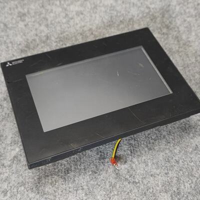 MITSUBISHI  GRAPHIC OPERATION TERMINAL  GS2107WTBD