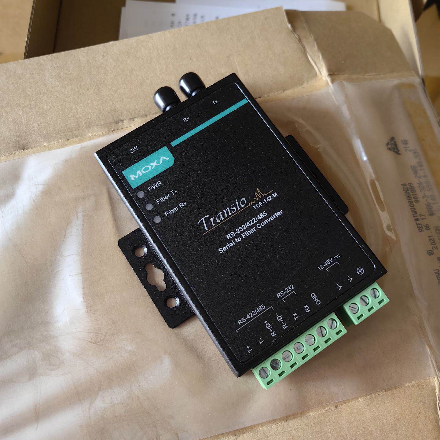 议价全新 TCF-142-M-ST-T MOXA光纤转换器 多模宽温 现货