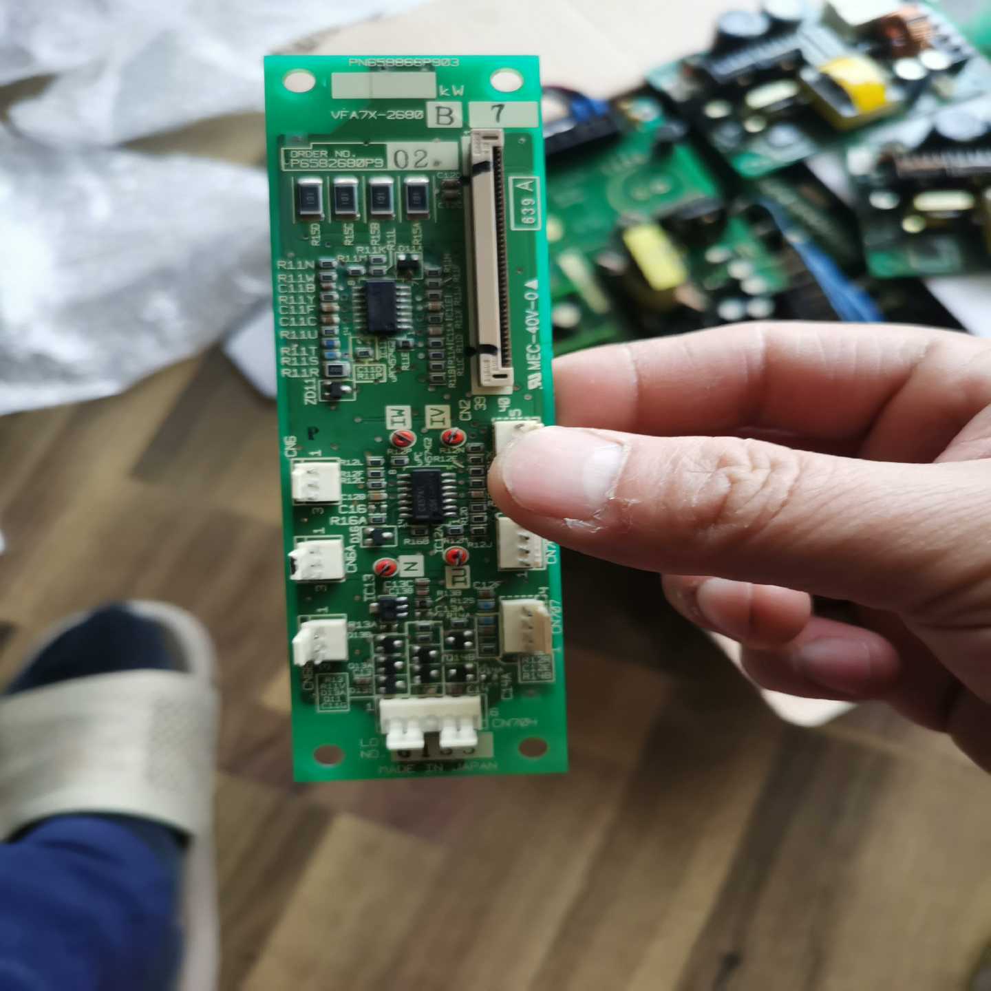 【议价】变频器信号板VFA7X—2680 B 7，，成色很
