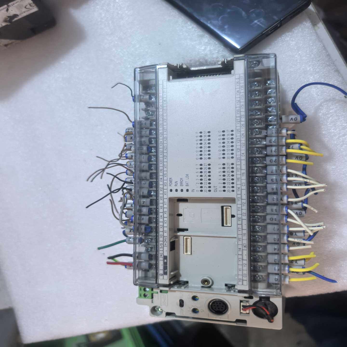 PLC，型号:DVP64EH00T3，版本：V2.0