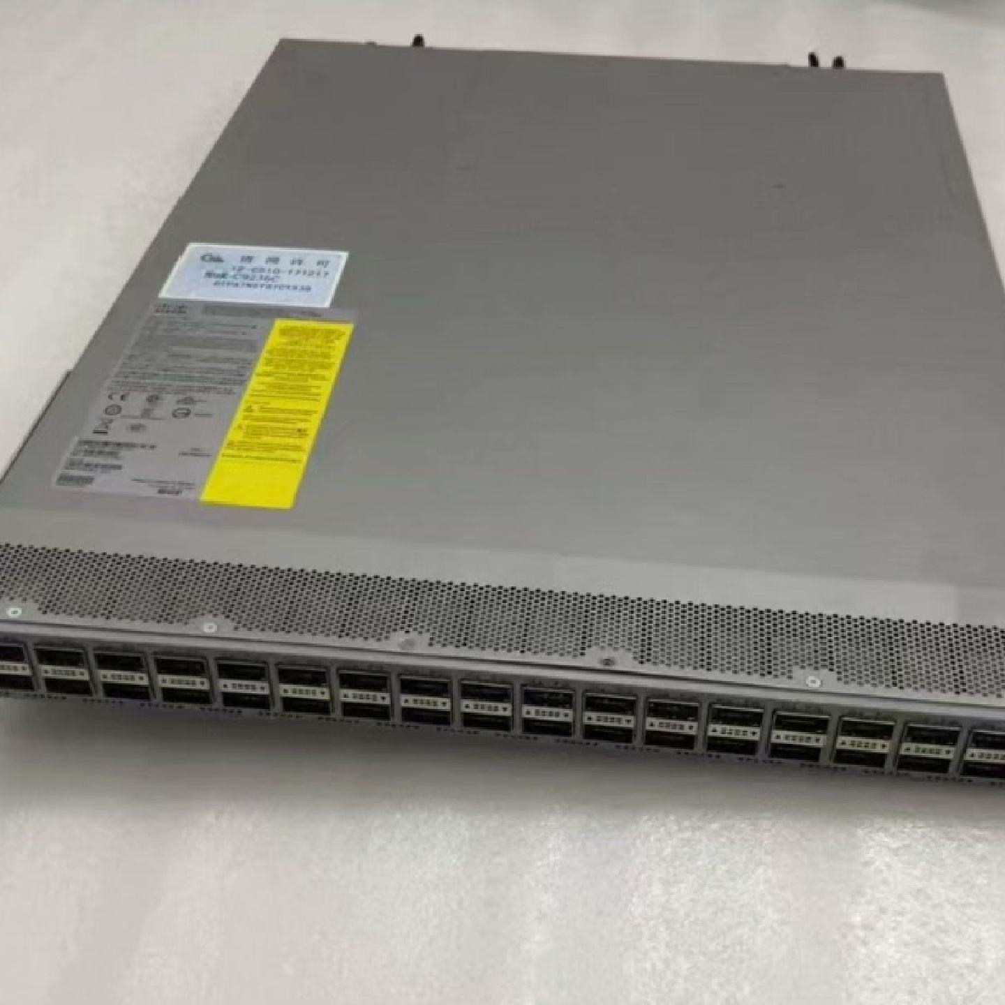 思科Cisco N9K-C9236C原装二手交换机--议价商品