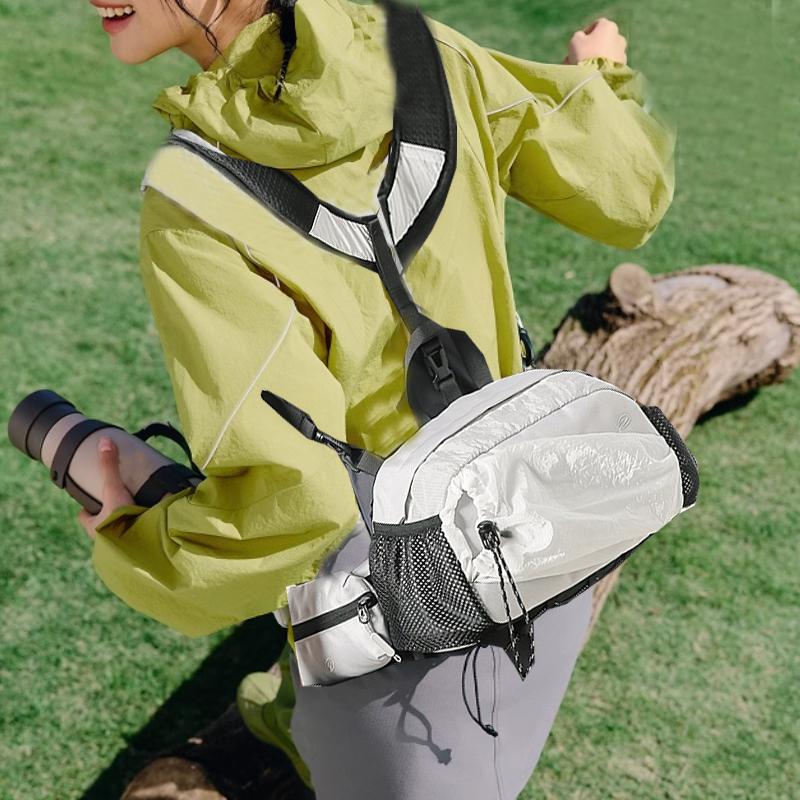 登山包女轻便防泼水徒步双肩背包男爬山骑行背包户外登山背包时尚